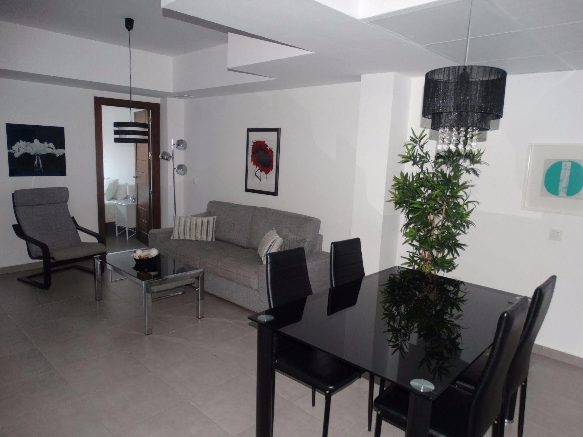 Malaga Apartamentos - Nuno Gomez, 24 Exterior photo